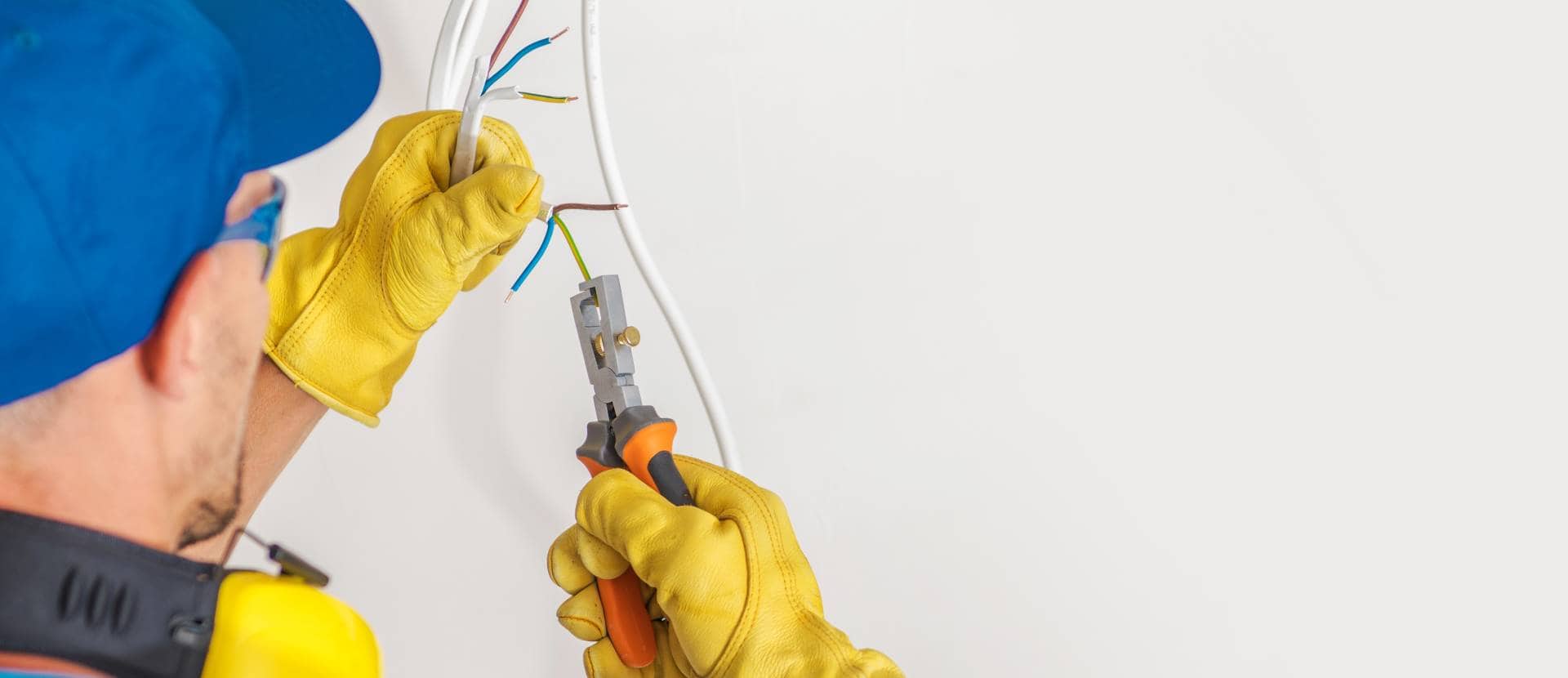 Dicas na hora de contratar um eletricista